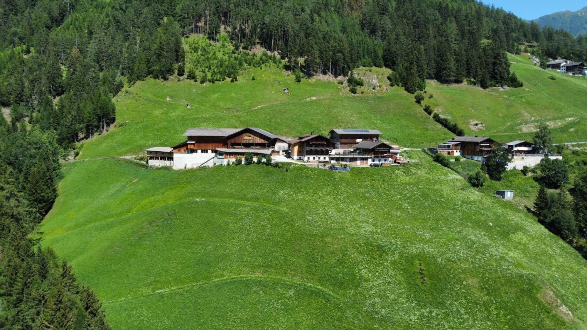 Wachtlerhof Appartement Matrei in Osttirol Buitenkant foto